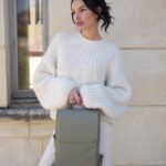 Cloé Cooper Instagram - Top ou flop pour le total look crème ? 🤍