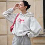 Cloé Cooper Instagram - Rain & Red ♥️