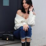 Cloé Cooper Instagram – Back to dark hair 🖤