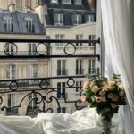 Cloé Cooper Instagram - La mafia des biberons @sebastien_pinelli