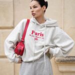 Cloé Cooper Instagram - Rain & Red ♥️