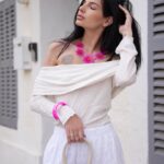 Cloé Cooper Instagram – Hello May 🌸🌺