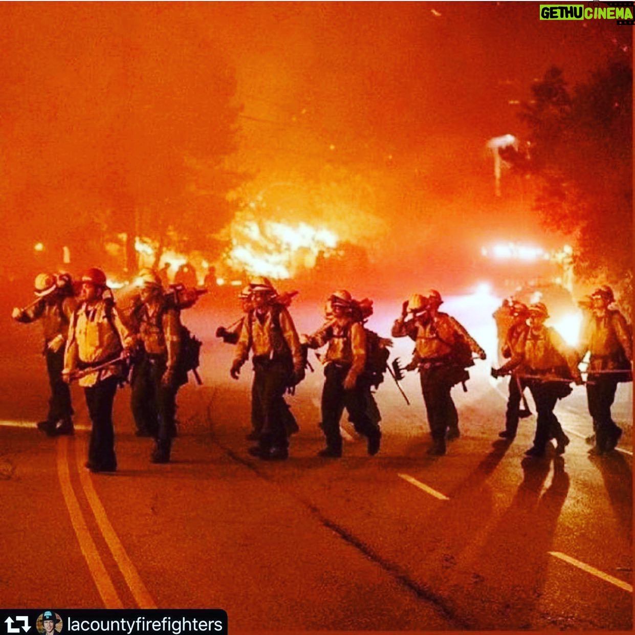 Cobie Smulders Instagram - A HUGE thank you to all the men and women on the front lines of these fires. It has been an insane week for us all and we are so grateful for your dedication and non stop commitment to getting these fires under control. I learned a way to support the @losangelesfiredepartment @lacountyfd @lacountyfirefighters is to text the word FIRE to 310-929-6907 or go to supportLAFD.org Thank you thank you.