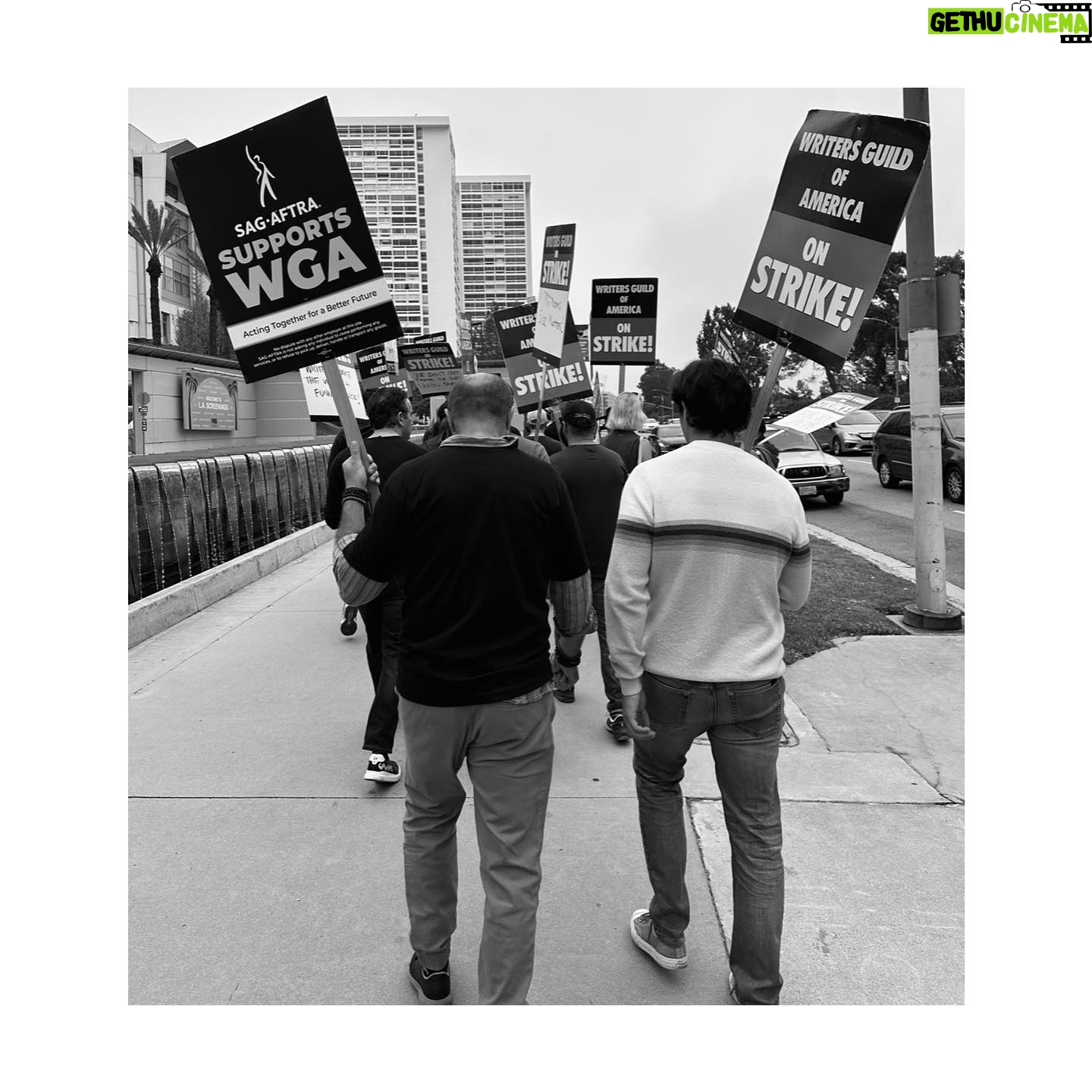 Cobie Smulders Instagram - The first two of these pictures were from the WGA strike in 2007. The last two are from the WGA and SAG/AFTRA strike happening now. Both on the FOX lot. Still looking for a fair deal. #sagaftrastrong @sagaftra