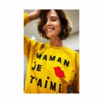 Cobie Smulders Instagram - You know what Moms love? Cool sweaters. You know what else we love? Helping other Moms… @shopclarev is doing a collab with @everymomcounts for Mother’s Day! Clare V is donating 30% of all CVxEMC sales to Every Mother Counts to support safe pregnancy and childbirth for every mother, everywhere. 💛