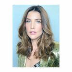 Cobie Smulders Instagram - Free amazing concert last night with some studs in Maroon!!! #ama *sorry correction Dusty Rose and Cabernet. Hair (oh so much of it): @robertvetica Makeup and babysitting: @jostrettell Shiny Styling: @erinwalshnyc 👗: @dundasworld 👠: @jimmychoo 💎: @tiffanyandco