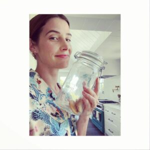 Cobie Smulders Instagram - Hi Everyone!

Due to all this time that I have on my hands I’m finding some great ways to help the environment. I’d like to share them with you by doing monthly posts. So here are a few super easy changes you can make that huge a big impact on our planet. Click on my stories to be connected directly.. —
1. Use Glass Bottles, No More Plastic
I have a ton of glass jars in my pantry. They keep food super fresh and look dope as hell. In just one year the US generated almost 14 MILLION tons of plastic containers and plastic packaging, the majority of this plastic can’t be or is not recycled.
-Many plastics contain Bisphenol A (BPA) and Phthalates which disrupt natural hormone levels and negatively effect our health.
-Glass is 100% recyclable and can be reused endlessly without loss in quality or purity.

IDEAS FOR USE:
1. Consider using glass containers that you already have on hand.
2. Thrift shop for glass containers.
3. Reuse glass containers that items are packaged in.
4. Some glass containers come with lids, if yours don’t consider using bees wax cloth as a lid. They are natural, recyclable and food safe.
—
2. Signup To Stop Receiving Junk Mail at DMAchoice.org.
- DMAchoice.org helps you opt out of unsolicited promotional mailings
- Junk mail annually destroys more than 100 MILLION trees, uses 28 BILLION gallons of water and enough energy to power more than 9 MILLION cars!

HOW TO USE:
1. Go to DMAchoice.org.
2. Signup and pay a $2 fee for 10 years of usage.
3. Opt out of unsolicited promotional mail.
—
3. Use A New Search Engine and Donate to Plant Trees For FREE with @ecosia - @Ecosia is a Bing powered search engine that donates 80 percent of profits to tree.
- They have planting & conservation organizations worldwide.

HOW TO USE:
1. Set your computer homepage to: https://www.ecosia.org.
2. Use @ecosia for all your search engine needs.
3. Watch as your searches help plant trees and prevents deforestation around the world. —
Please let me know if you have any other environmental tips to share! 😘