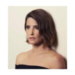 Cobie Smulders Instagram - What a thrilling honor to be standing amongst these powerhouse women. Thank you @televisionacad. #emmymagazine 📸: @ecarenphoto 💇🏻‍♀️: @robertvetica 👄: @jostrettell