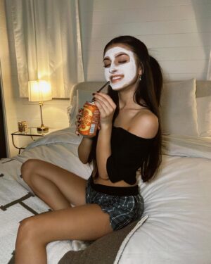 Coco Quinn Instagram - Night night