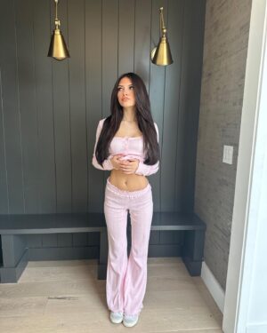 Coco Quinn Instagram - 🐷🎀🩰