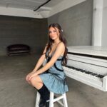 Coco Quinn Instagram - Shoot 🎹