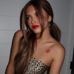 Coco Quinn Instagram - He’s my valentine 💌 🐅🐆💋