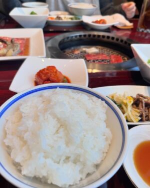 Cocomi Instagram - 2回目〜
・
映画観て、語りながら大盛りご飯とお肉を食べてという最高な日。帰ってからの練習も捗りました。
・
研磨が落ちるというアクシデントまで。
・
 めちゃかっこつけて飲み物持つやーん