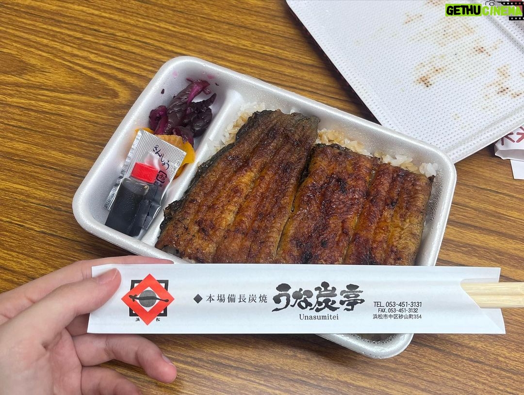 Cocomi Instagram - 「題名のない音楽会」を見てくださった皆様、ありがとうございました〜‼️ 務川先生とのお写真を。📸 とても勉強になりました。 ありがとうございました‼️✨ ・ 収録の日のスペシャルお昼、、、!!!!