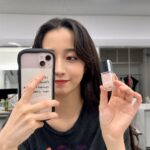 Cocomi Instagram - Fav lip combo, Fav Nail.💅🏼🫦