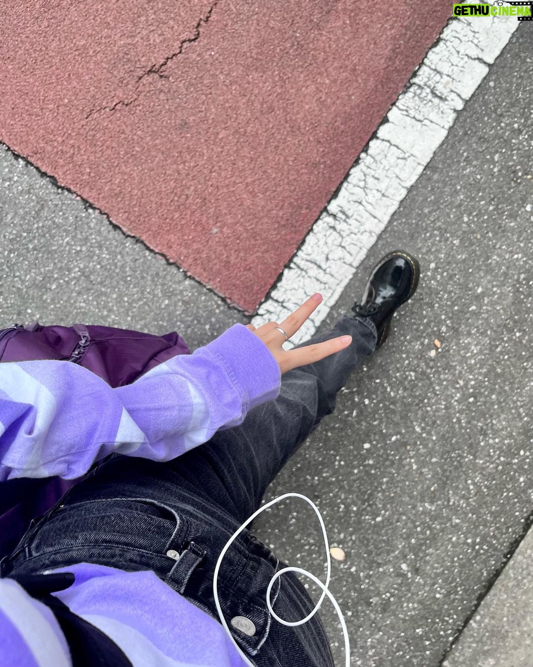 Cocomi Instagram - 👾 私のオキニ‘s の1つ。ディオール バックステージ フェイス グロウ パレット 001番(Universal). ハイライターに何を使うか迷ってる方は是非1度試して欲しいです。🤤👌🏼 @diorbeauty