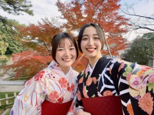 Cocomi Instagram - 着物を着ちゃったりしてー！帯と簪おろそい👘