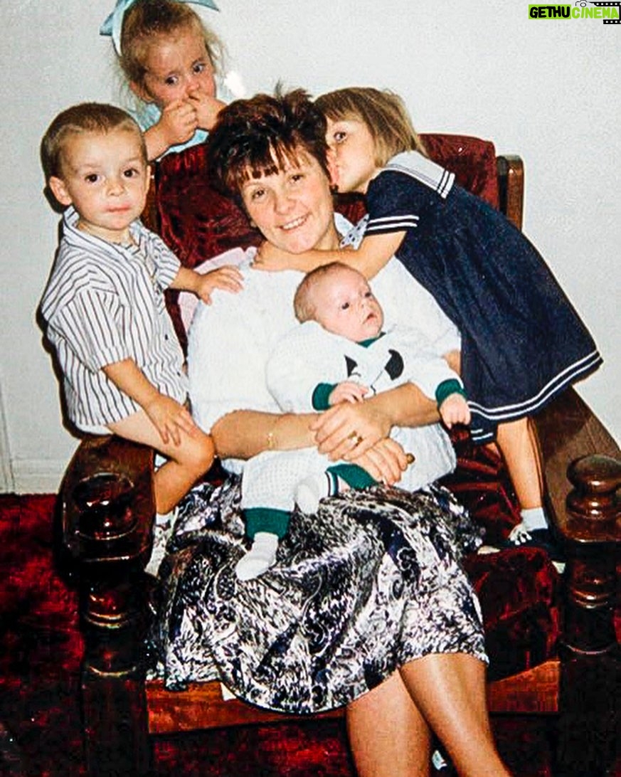 Coleen Rooney Instagram - It’s been so special to revisit old memories and family photos for my new book. These are some of my favourites...📸❤️