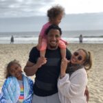 Colin Kaepernick Instagram - Happy Birthday to my Brother @e_reid35 A great father, a fighter for the people, a world class athlete, and a brother that one could only wish to have! Enjoy this day and continue to be great at everything you do!