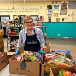 Connie Britton Instagram - It was a privilege for my family to serve a hot Thanksgiving meal and prepare Thanksgiving food boxes for our neighbors here in LA this week with @feedingamerica and @sfcla. And we got to join @shanolahampton and her family too!! If you want to help those in your community who are hungry this holiday season please go to feedingamerica.org/holiday. Happy thanksgiving!!