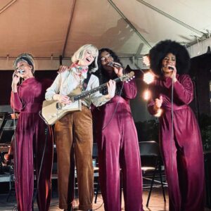Connie Britton Instagram - Congrats @thelizlambert and the whole incredible crew of @hotelstvincent on the most epic opening NOLA has seen maybe ever!! And first time back to live music thanks to the one and only @st_vincent. What a fever dream at this masterpiece place! Thanks y’all. 💥