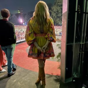 Connie Britton Instagram - Some pictures from backstage last night at the @glblctzn live festival! It was such a privilege to be part of this victorious 24 hour live-from-around-the-world return to celebrating global citizens and the power that WE have to make change in the world - eradicating poverty, combatting climate change, and finding equitable solutions to the covid crisis. And PS I got to see @billieeilish up close and personal and girlfriend does not disappoint. Blown away by her brilliance. Thanks to all who came out. Now go out and do one thing today to use your voice for change!