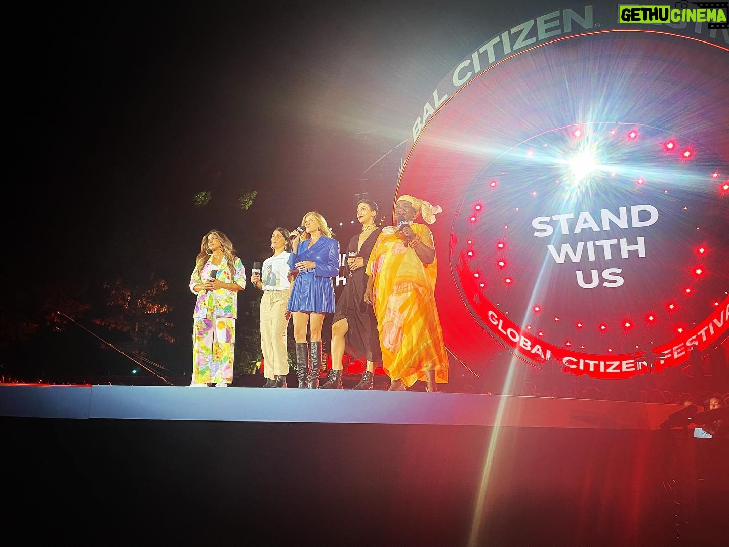 Connie Britton Instagram - Last night on the #globalcitizenfestival stage in #centralparknyc with these queens! @priyankachopra, @anuscheh_amirkhalili, @payzeemalika, @atayesheunfpa and I standing together in solidarity with women and girls around the world, along with the global citizens in Central Park and Ghana who came out in celebration and dedication to continuing the most important global work toward gender equity and equality, poverty eradication and saving the planet. Please check out the work of these incredible women, and stand with us, for your mother, your sisters, your daughters, and all girls and women around the world. #EndExtremePovertyNOW @glblctzn