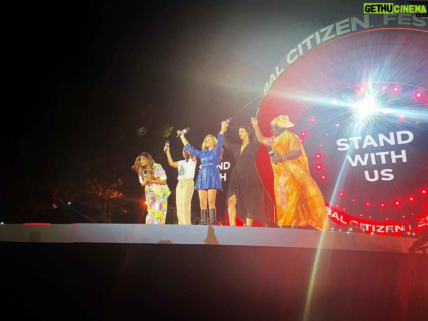 Connie Britton Instagram - Last night on the #globalcitizenfestival stage in #centralparknyc with these queens! @priyankachopra, @anuscheh_amirkhalili, @payzeemalika, @atayesheunfpa and I standing together in solidarity with women and girls around the world, along with the global citizens in Central Park and Ghana who came out in celebration and dedication to continuing the most important global work toward gender equity and equality, poverty eradication and saving the planet. Please check out the work of these incredible women, and stand with us, for your mother, your sisters, your daughters, and all girls and women around the world. #EndExtremePovertyNOW @glblctzn
