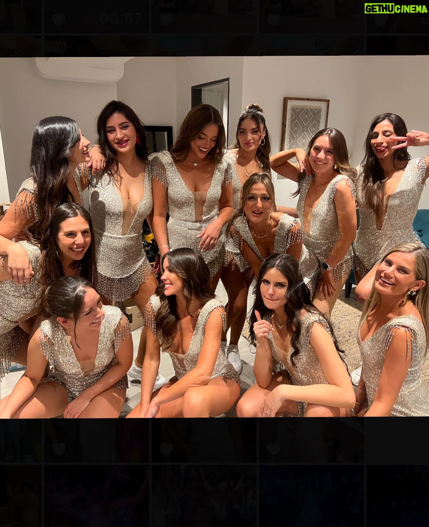 Constanza Piccoli Instagram - GRACIAS!!! ✨✨ Tengo al mejor novio @nicoacha 💕 Mejor lugar @hilaria_matrimonios 🫰🏼 Mejores dj’s @djmanuelsagredo y @djcataflores 🎶 Mejor pista de baile y luces @extasis.producciones @djblazechile 💡 Mejor vestido de novia @nevadanovias 👰🏼♀️ Mejor decoración @wlstudio.cl 🪞 Mejor equipo de organización @wedding_planner_chile 😽 Mejor show @stellareventos 🕺 Mejor glitter bar @eventospromakeup 🌟 Y obvio mejor familia y amig@s!!! Agradezco a todas las personas que hicieron posible que este día fuera Perfecto ✨