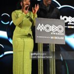 Corinna Brown Instagram - had the best time presenting the @moboawards best female award in association with @sheamoistureuk congratulations to all the winners & nominees 💚✨ catch the show highlights this Friday on bbc 1😘 styled by: @ewm_stylist face beat by: @flyyzilla