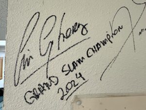 Cristiane Justino Instagram - Grand Slam Champ is Here. Welcome to Albuquerque @criscyborg. One more GOAT 🐐 on The Walls!!!
.
.
#criscyborg #ufc #bellator #strikeforce #invicta #champipn #goat #jacksonwink #mma #fight #camp #albuquerque #newmexico