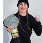 Cristiane Justino Instagram – It would be nice to add that @pflmma belt to my Grand Slam Championship…
🇧🇷🇧🇷🇧🇷🇧🇷🇧🇷🇧🇷🇧🇷
Seria bom adicionar aquele cinturão @pflmma ao meu campeonato de Grand Slam…