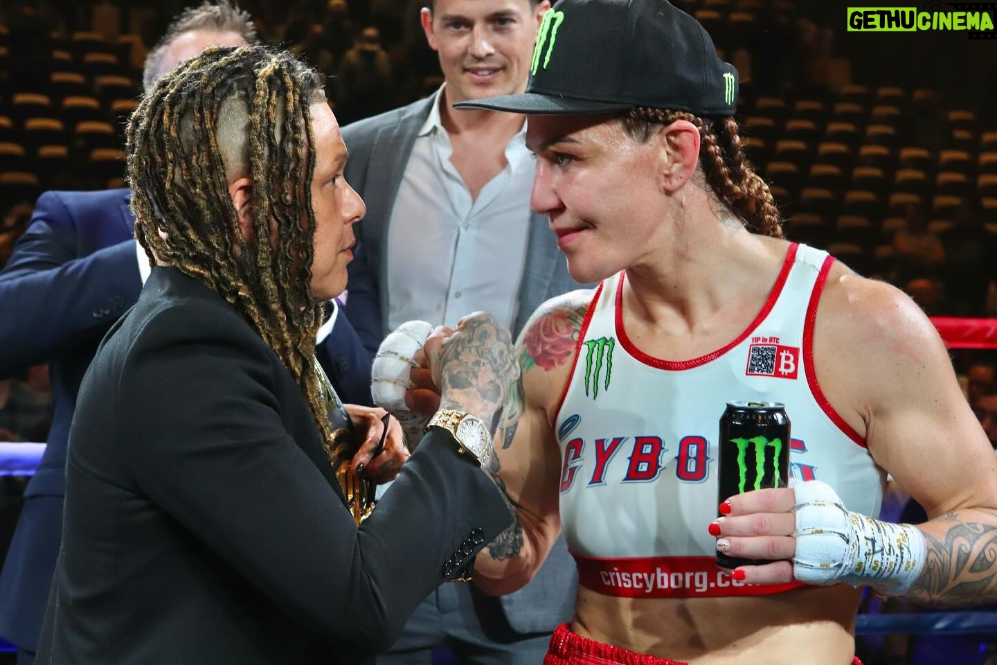 Cristiane Justino Instagram - After my boxing victory last week @bareknucklefc champion Christine Ferea challenge me to a fist fight with no gloves. Iβm in! @monsterenergy π§π·π§π·π§π·π§π·π§π·π§π·π§π· Depois da minha vitΓ³ria no boxe na semana passada, a campeΓ£ do @bareknucklefc, Christine Ferea, me desafiou para uma briga sem luvas. Estou dentro!