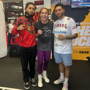 Cristiane Justino Instagram - I’m doing all the work to put on a great performance in Green Bay. @jlboxingacademy #TeamBenavidez 
🥊 @becerrasalomon 
🇧🇷🇧🇷🇧🇷🇧🇷🇧🇷🇧🇷🇧🇷
Estou fazendo todo o trabalho para ter um ótimo desempenho em Green Bay.
🥊 @becerrasalomon #TeamBenavidez