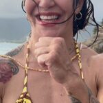 Cristiane Justino Instagram – CROSS THE SEA LIKE A BIRD. / ‘AU I KE KAI ME HE MANU ALA.”

❤️ #hawaii

Atravesse o mar como um pássaro. / ‘AU I KE KAI ME HE MANU ALA.”