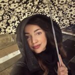Cristina D’Avena Instagram – Che dite… Pioverà anche a Pasquetta? 😬☔️