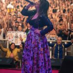 Cristina D'Avena Instagram - @cristinadavenaofficial a @torinocomics 2024! Come sempre FAVOLOSA! 🤩🎶 Commenta con la tua canzone preferita 🫶 👉 Nel video i momenti più belli di ieri sera 🎶 . . . #torinocomics #torinocomics2024 #lingottofiere #eventitorino #cristinadavena