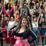 Cristina D’Avena Instagram – 🎶 Guarda, guarda, sul palco c’è….Cristina D’Avena! 💖

La regina 👸🏻 delle sigle (e dei nostri cuori ♥️) @cristinadavenaofficial ha fatto cantare tutto Ancona
Comics&Games 🫶

➡️ Scorri il carosello per rivivere i migliori momenti! 📹

Si ringrazia @crioma_srl 😎