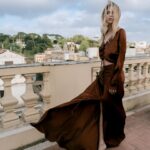 Cristina Marino Instagram - •Ci salutiamo così. Con il vento che si porta via i pensieri.