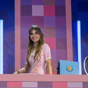 Cristinini Instagram - Hoy, oficialmente, voy a dar el salto a Televisión nacional con el 'Grand Prix'.

No puedo decir con palabras lo orgullosa que me siento de formar parte de este pedazo de proyecto. 

18 años depués, vuelve el programa con el que crecí en mis veranos, el programa familiar por excelencia en España.

Aún no me creo que vaya a co-presentarlo... estoy viviendo un sueño ✨

HOY, A LAS 22.35h tenemos una cita en RTVE 1. ¿Con quién vais a verlo? 😊

👗 @lecruel_thebrand @msandrasaez
💍 @lausett

#cristinini #grandprix #rtve #host #iamcristinini