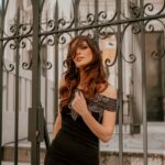Cristinini Instagram – Este día me sentía especialmente bonita… 😊
¿Qué foto os gusta más: 1,2 o 3?

📸 @crowinng
💇‍♀️ @miguelbling x kerastase_official
@arteonhair 
💄 @miguelbling x @yslbeauty