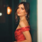 Cristinini Instagram - Carrusel de fotitos de Nochevieja 2022 🔥🎉 👗 @rosa_clara 💍 @rabatjewellery 💄 @diorbeauty @naogayoso 📸 @crowinng #cristinini #lifestyle #moda #fiesta