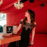 Cristinini Instagram – Más fotitos de los Premios Ídolo 2024 🏆

¿Qué os pareció mi look? Este año pretendo subir más cositas de moda/beauty/life-style a instagram así que es posible que notéis un cambio de contenido, espero que os guste igualmente ❤️

📸 @crowinng 

💇‍♀️ Peinado de @miguelbling x @kerastase_official 
(El corte y el color son de mi queridísima Eva que es la mejor @arteonhair <3)

💄 @miguelbling x @yslbeauty que me dejó espectacularmente increíble ❤️