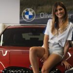 Cristinini Instagram - ¡¡ MI NUEVO COCHE !! 🥰🚗 Ya sabéis que llevo trabjando con BMW España 1 añito y pico y estoy súper feliz de formar parte de esta familia tan bonita @bmwespana Este año voy a llevar un BMW Serie 1 en rojo PRECIOSO el nuevo modelo pa estrenarlo 😊. Os iré subiendo más fotitos para que veáis como es. Este es del día en el que me lo dieron. ¿Qué os parece? :D