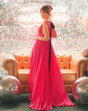 Cristinini Instagram - Más fotitos de los Premios Ídolo 2023 ✨

👗 @pinkoofficial
💄 @diorbeauty @naogayoso
📸 @crowinng

#cristinini #gala #premios #host #vestido #moda