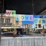 Cyndi Lauper Instagram – Such a great time in #Dunedin #NewZealand. Thank you to Josh at @woof_dunedin for your hospitality and helping us to create lasting memories. 🍻