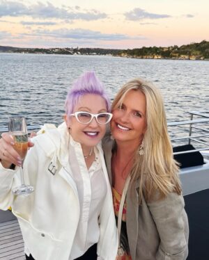 Cyndi Lauper Instagram - What a nice time and a great hang! Thank you @sirrodstewart #RodFamily #RodBand 🥂