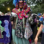 Cyndi Lauper Instagram – I want to wish everyone a Happy Pride and sending a message of solidarity with the Drag Queens, from a big old drag queen herself!

#DragMarch #dragqueens #dragisnotacrime 

Thanks @snappyseid for sending these great pix! 📸