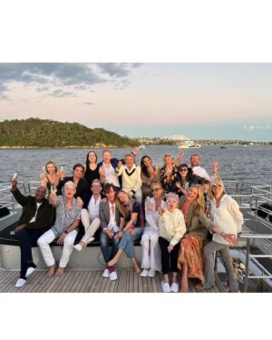 Cyndi Lauper Instagram - What a nice time and a great hang! Thank you @sirrodstewart #RodFamily #RodBand 🥂