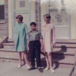Cyndi Lauper Instagram – Happy #SiblingsDay from me, @elenlauperlac, and Butch! 👩‍👩‍👦
